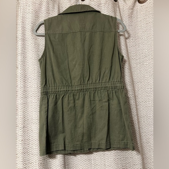 Decree vest - Picture 5 of 5